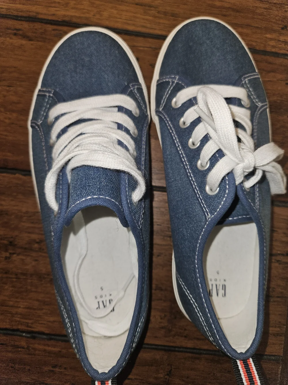 Kids GAP  Sneakers